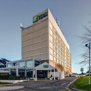 https://holiday-inn-edinburgh-city-west.edinburghhotelsuk.org