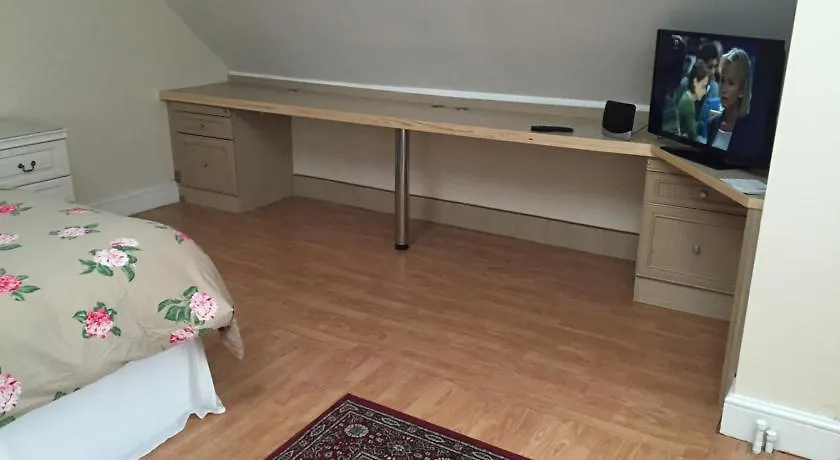 ***  Harmondsworth Hall Guest House West Drayton  United Kingdom
