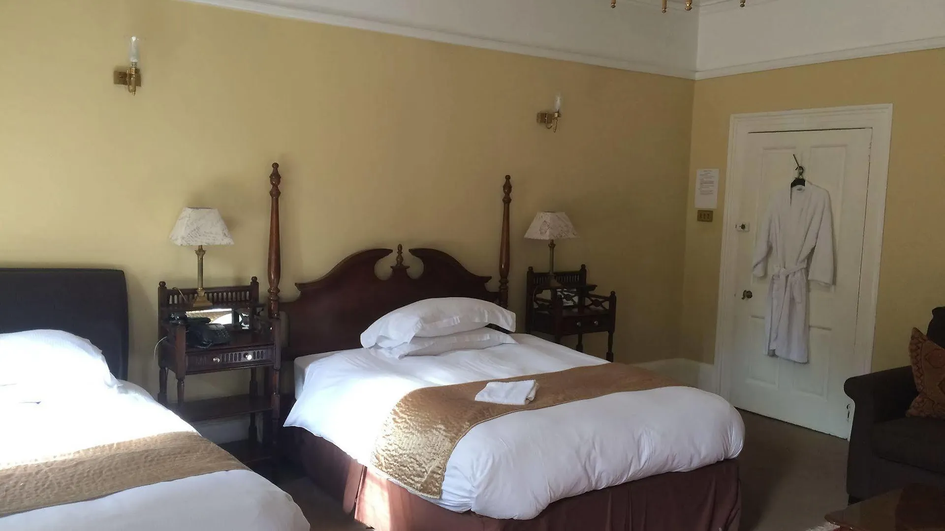 Harmondsworth Hall Guest House West Drayton